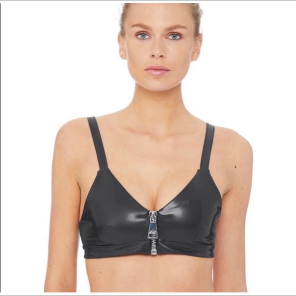 Alo Liquid sports bra